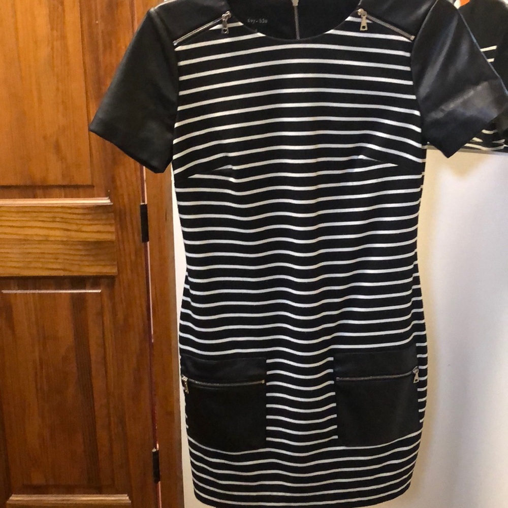 Mini dress